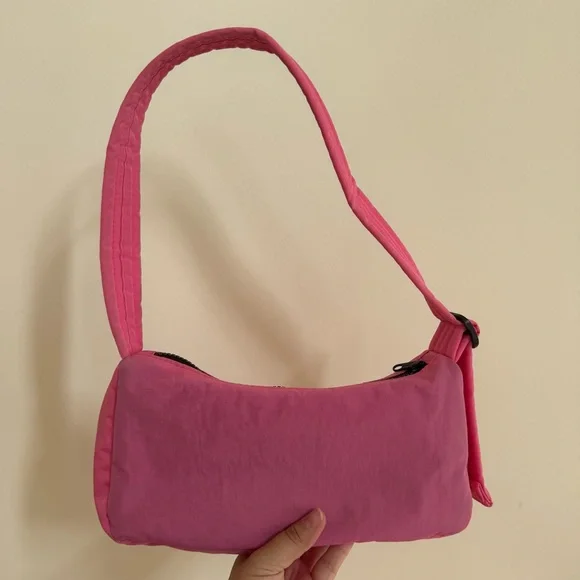 Baggu Cargo Shoulder Bag in Azalea Pink - Picture 2 of 8